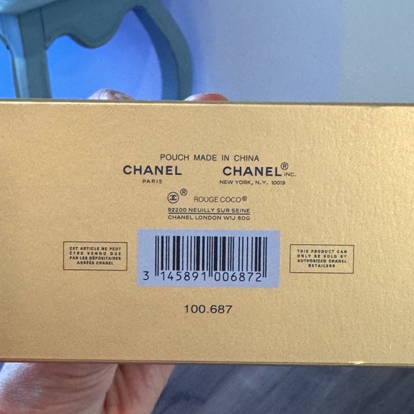 Chanel Beauty Makeup Set New In Box and Amanda Greenwood CC Butterfly MUG - Picture 15 of 16